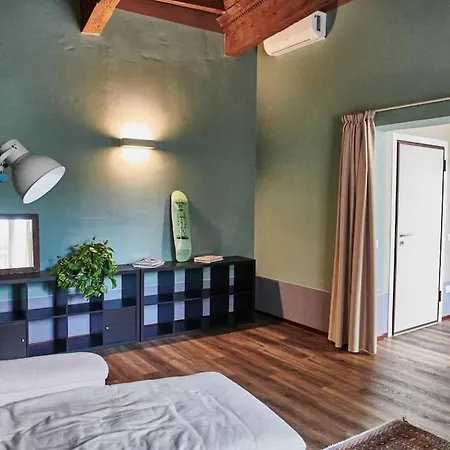 Casa Asja: Cromatismo In Centro Storico * チェゼーナ