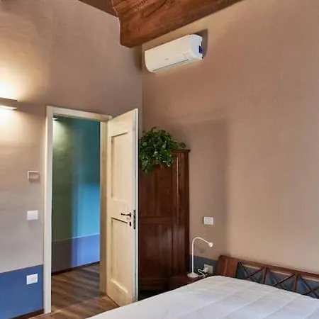 Casa Asja: Cromatismo In Centro Storico דירה *