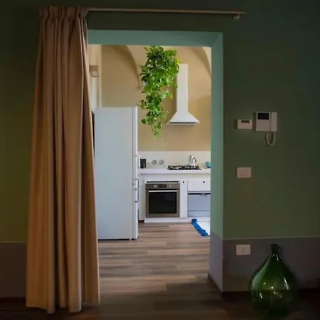 Casa Asja: Cromatismo In Centro Storico * Cesena