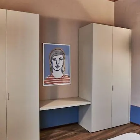 Casa Asja: Cromatismo In Centro Storico *