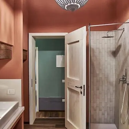 דירה Casa Asja: Cromatismo In Centro Storico *