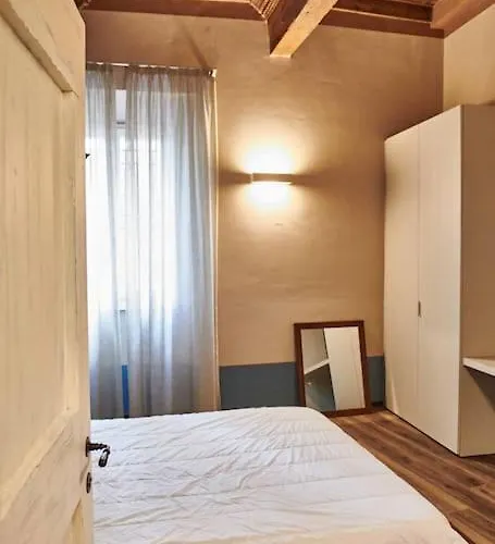 Apartament Casa Asja: Cromatismo In Centro Storico Cesena