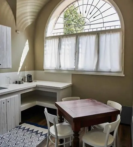 Casa Asja: Cromatismo In Centro Storico Apartament *