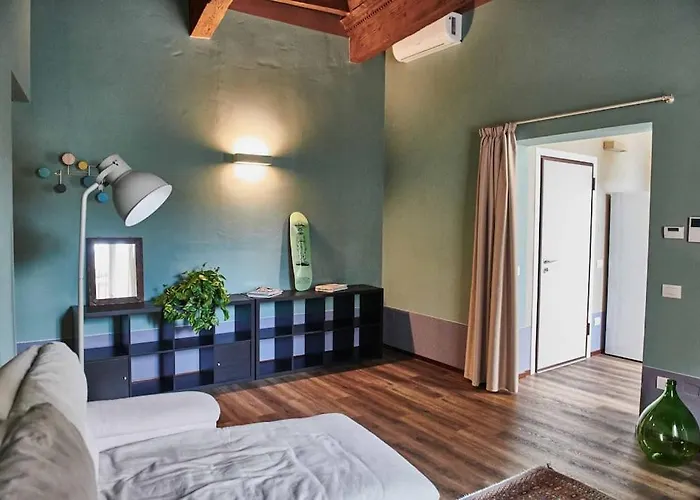 Casa Asja: Cromatismo In Centro Storico * 체세나