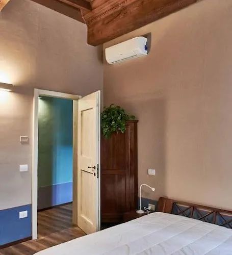 Casa Asja: Cromatismo In Centro Storico 아파트 *