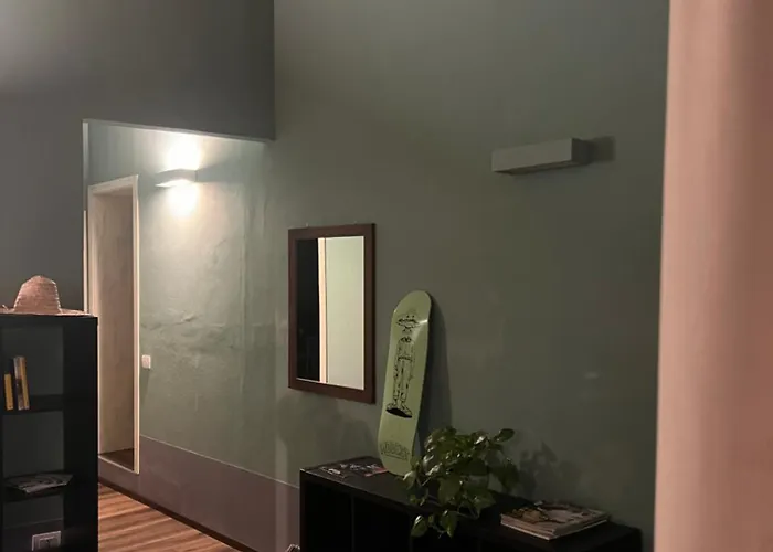 Casa Asja: Cromatismo In Centro Storico Apartament